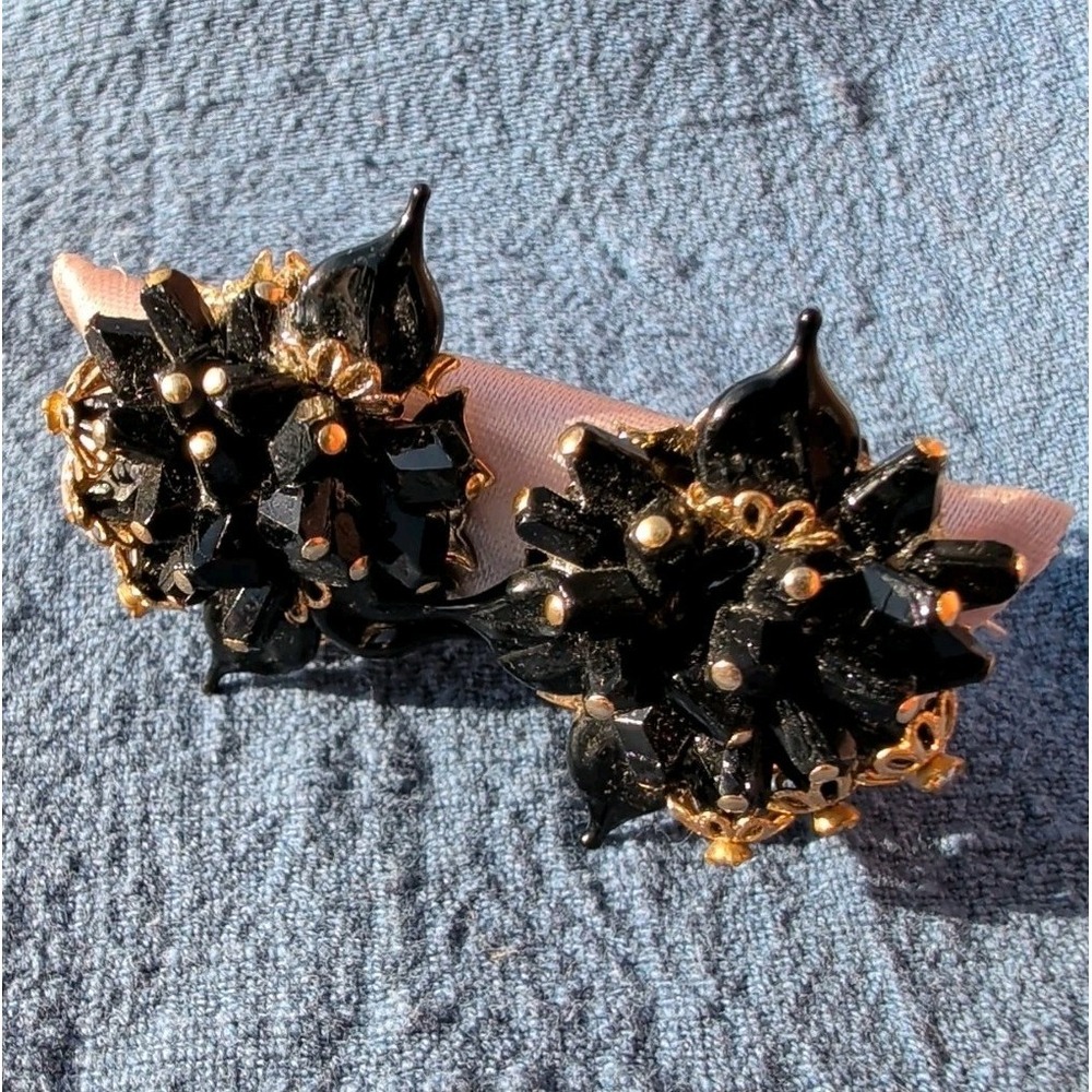 PAIR Vintage Black Enamel Rhinestone, Faux Pearl, Gold Tone Scarf Clips 1.5"